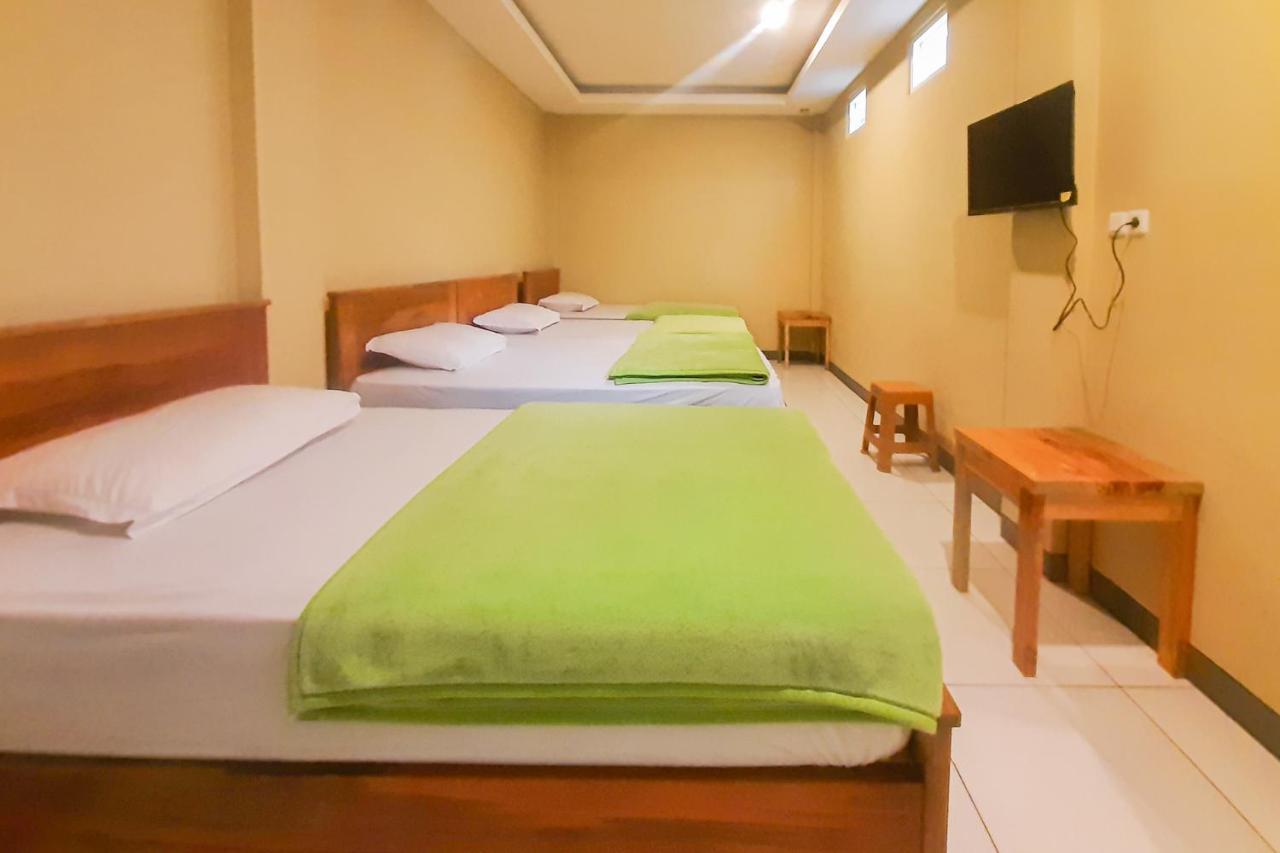 Delvia Bromo Homestay Mitra Reddoorz Pasuruan Esterno foto